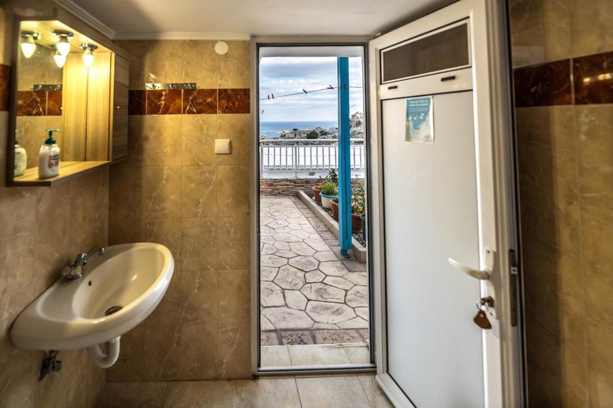 Springs Petronas Apartment Archangelos  Zewnętrze zdjęcie