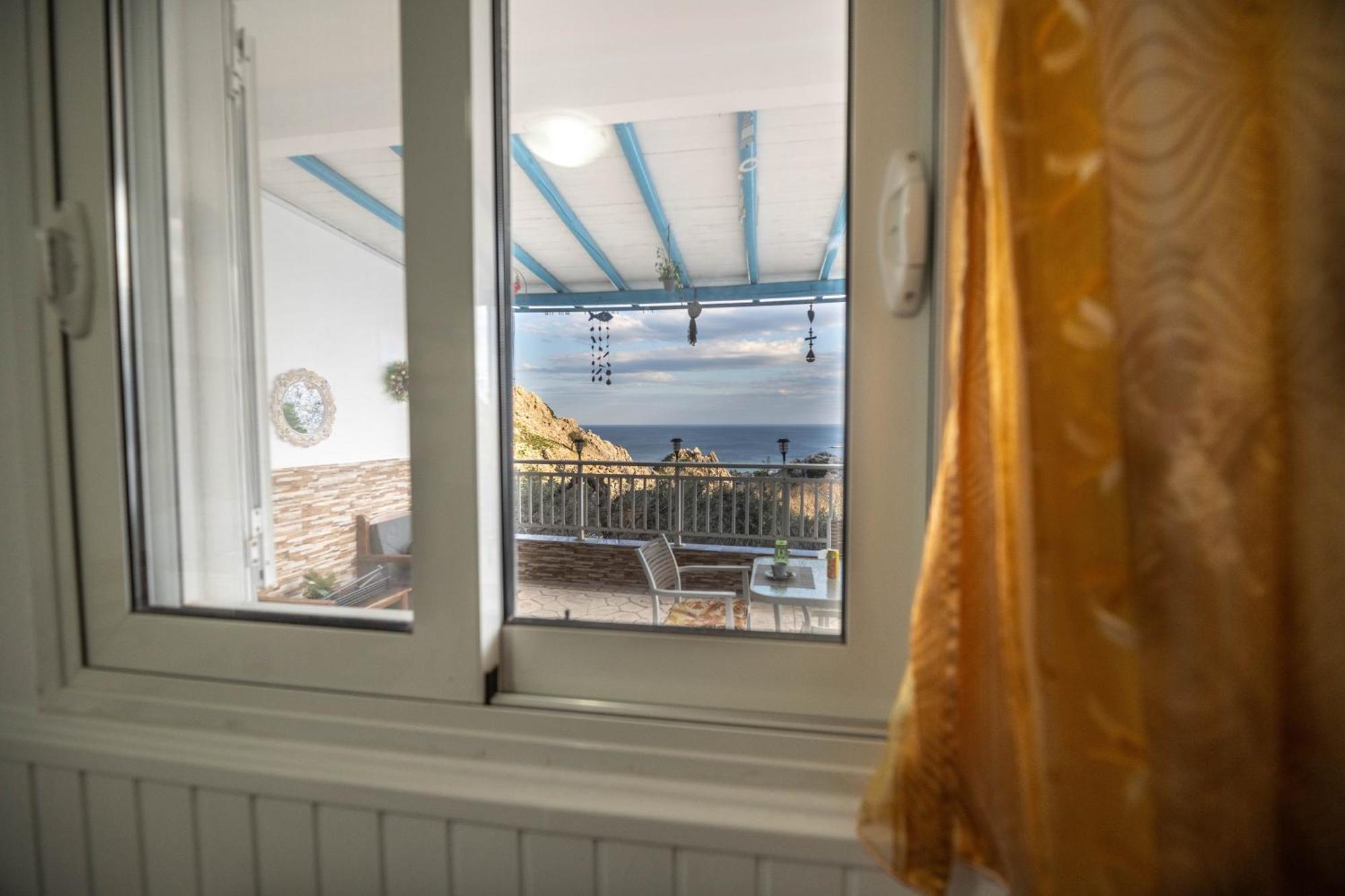 Springs Petronas Apartment Archangelos  Zewnętrze zdjęcie