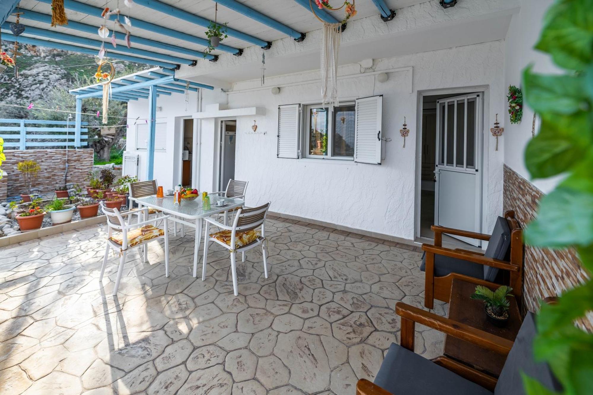 Springs Petronas Apartment Archangelos  Zewnętrze zdjęcie
